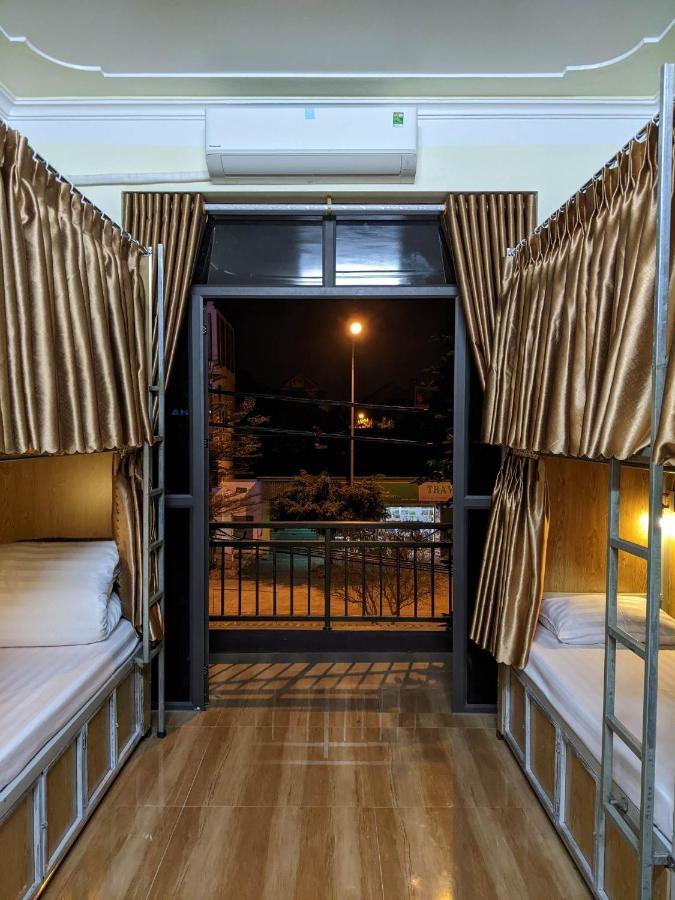Train Station Backpackers Hostel Ниньбинь Экстерьер фото